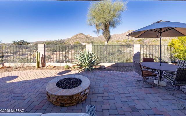 5312 W Tortolita Flats Lane, Marana, AZ 85658