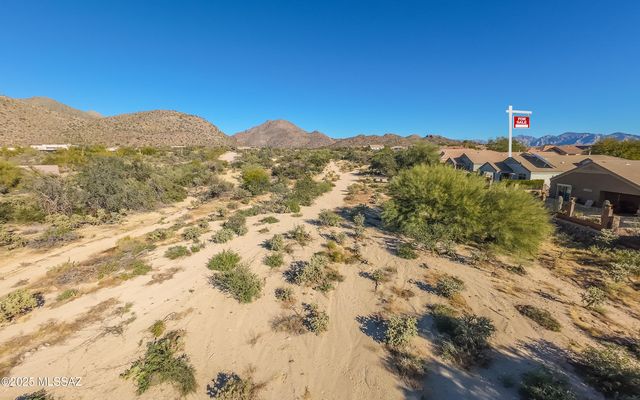 5312 W Tortolita Flats Lane, Marana, AZ 85658