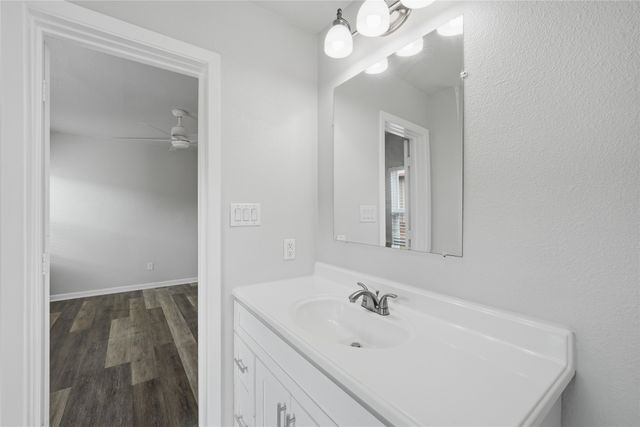 221 16th Street, Grand Prairie, TX 75050