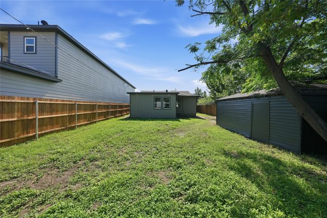 221 16th Street, Grand Prairie, TX 75050