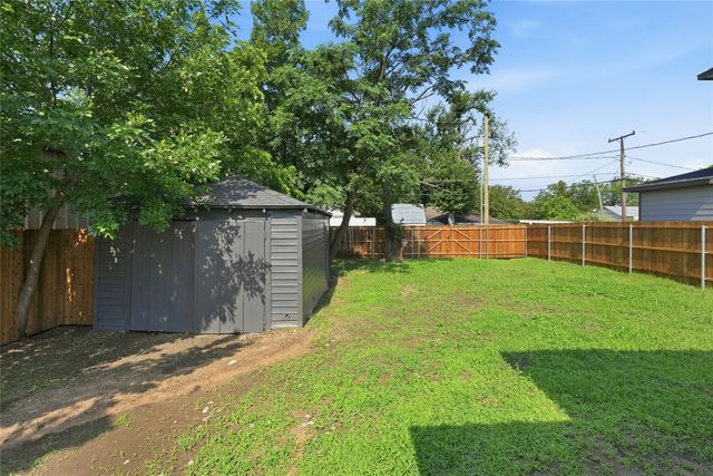 221 16th Street, Grand Prairie, TX 75050
