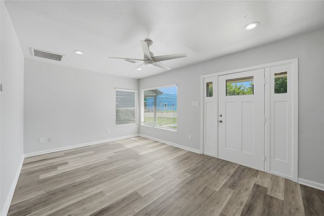 221 16th Street, Grand Prairie, TX 75050