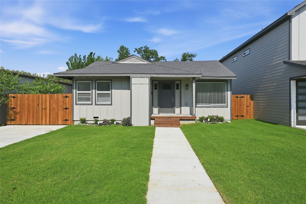 221 16th Street, Grand Prairie, TX 75050