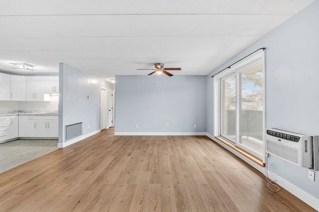 40 High St 205, Dedham, MA 02026