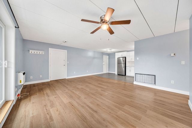 40 High St 205, Dedham, MA 02026