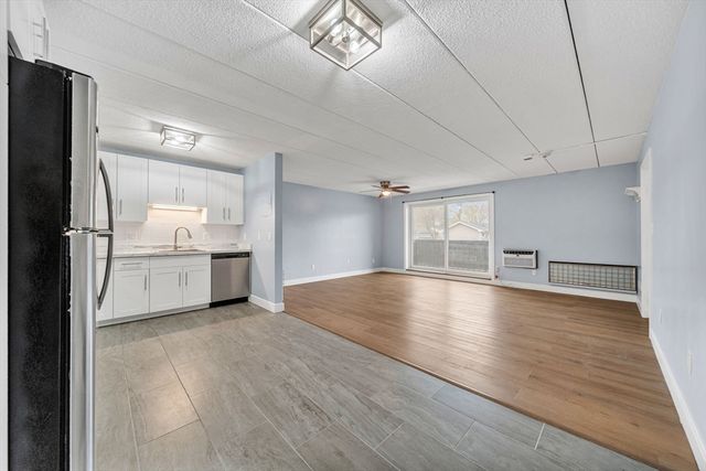 40 High St 205, Dedham, MA 02026