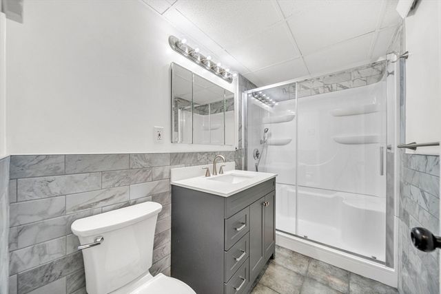 40 High St 205, Dedham, MA 02026