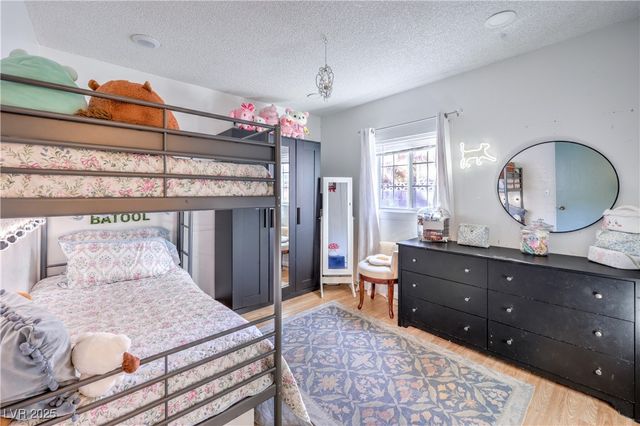 7009 Fenway Avenue, Las Vegas, NV 89147