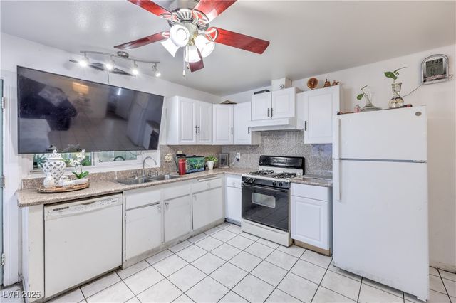 7009 Fenway Avenue, Las Vegas, NV 89147