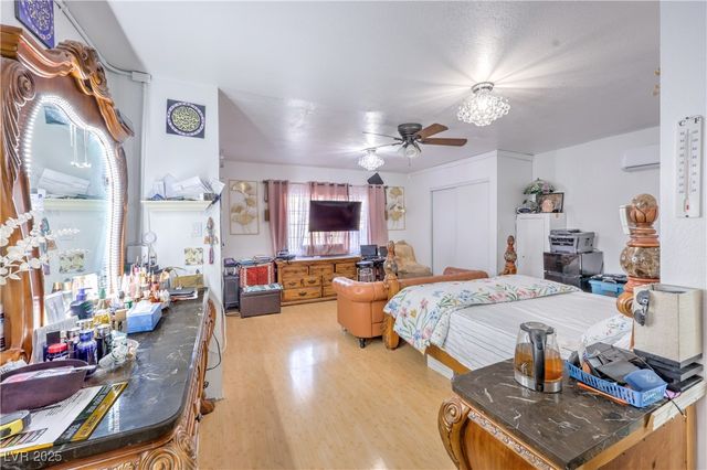 7009 Fenway Avenue, Las Vegas, NV 89147