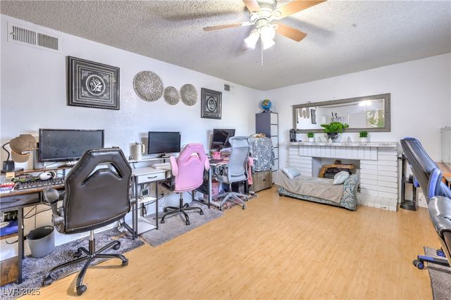 7009 Fenway Avenue, Las Vegas, NV 89147