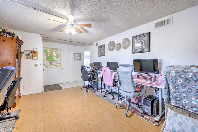 7009 Fenway Avenue, Las Vegas, NV 89147