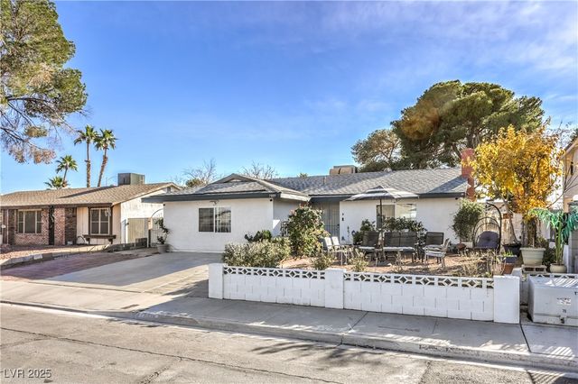 7009 Fenway Avenue, Las Vegas, NV 89147