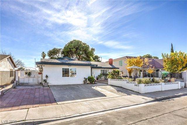 7009 Fenway Avenue, Las Vegas, NV 89147