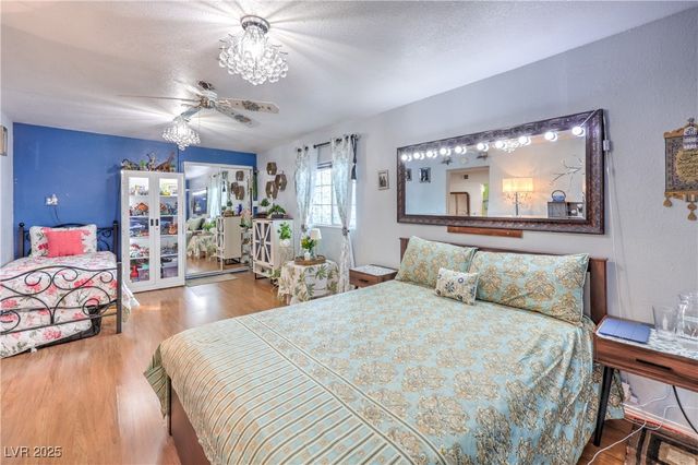 7009 Fenway Avenue, Las Vegas, NV 89147