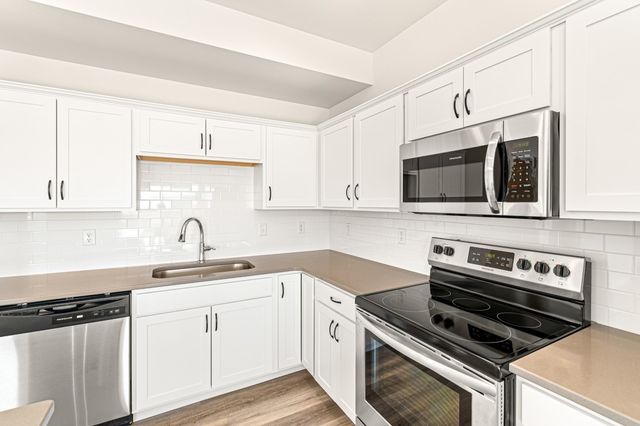 2304 Water Tower PL, North Liberty, IA 52317