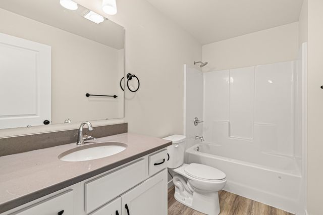 2304 Water Tower PL, North Liberty, IA 52317