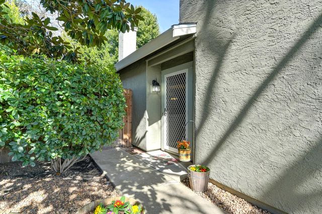 2683 Bethel Way, West Sacramento, CA 95691