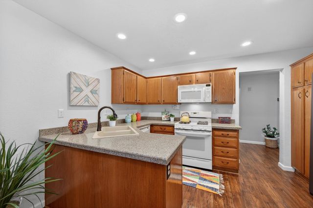 2683 Bethel Way, West Sacramento, CA 95691