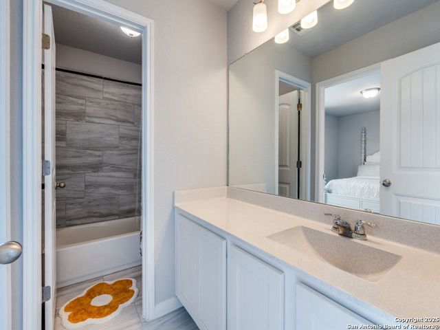 3631 Conrads Cloud, New Braunfels, TX 78130