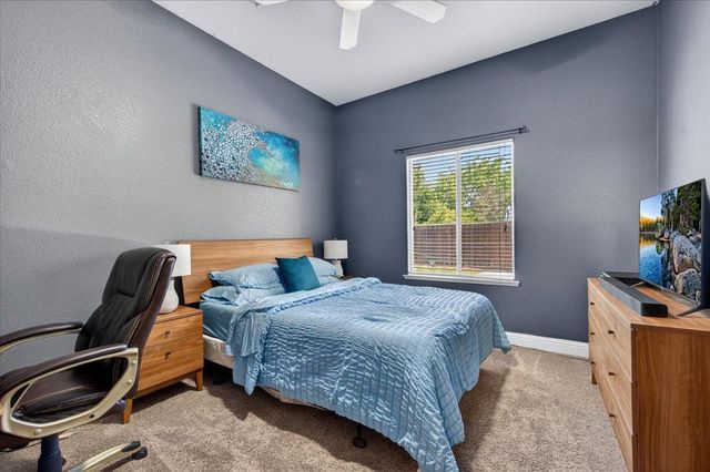 1994 N Cherry Lane, Clovis, CA 93619