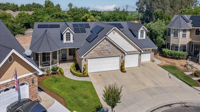 1994 N Cherry Lane, Clovis, CA 93619