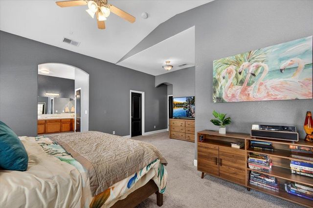 1994 N Cherry Lane, Clovis, CA 93619