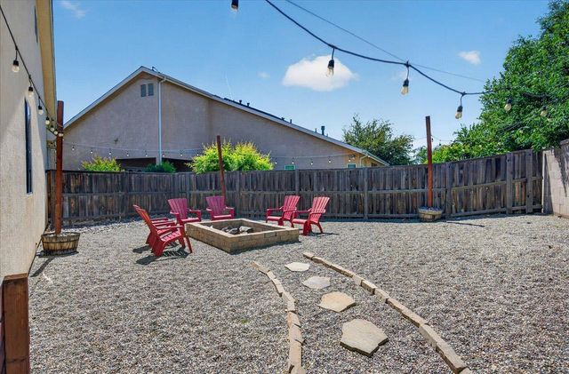 1994 N Cherry Lane, Clovis, CA 93619