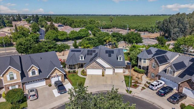 1994 N Cherry Lane, Clovis, CA 93619