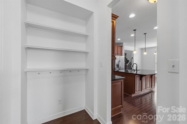 1172 Mckee Farm Lane, Belmont, NC 28012