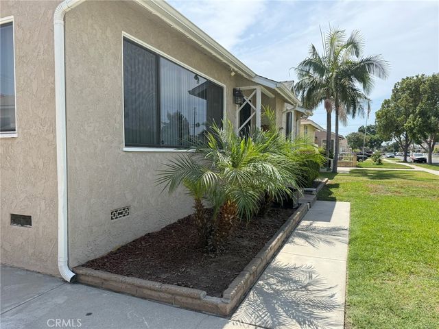 10632 Meadow Avenue, Norwalk, CA 90650
