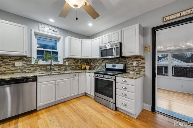 6430 Sutherland Avenue, St Louis, MO 63109