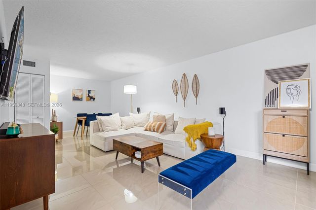 6554 SW 114th Pl E74, Miami, FL 33173