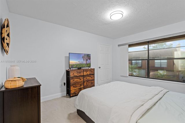 6554 SW 114th Pl E74, Miami, FL 33173