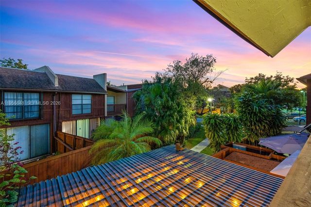 6554 SW 114th Pl E74, Miami, FL 33173