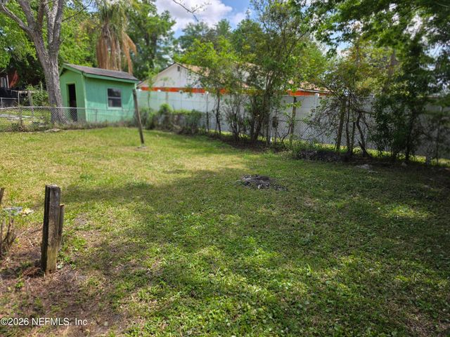 1984 W 3RD Street, Jacksonville, FL 32209