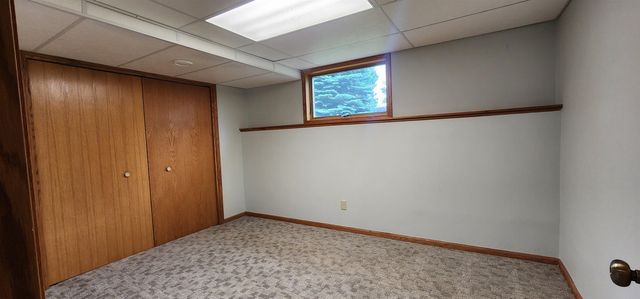 2216 23rd Ave SW, Minot, ND 58701
