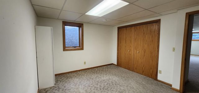 2216 23rd Ave SW, Minot, ND 58701