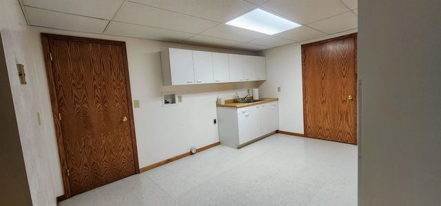 2216 23rd Ave SW, Minot, ND 58701