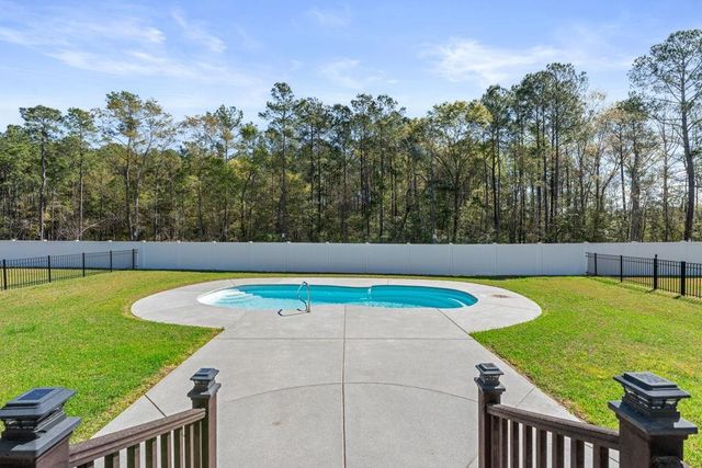 131 John T Ct., Little River, SC 29566