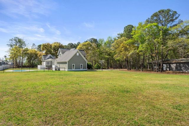 131 John T Ct., Little River, SC 29566