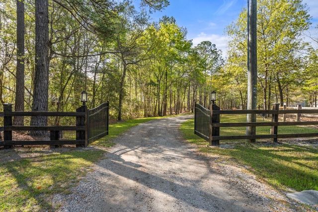 131 John T Ct., Little River, SC 29566