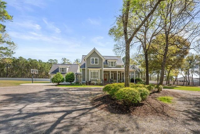 131 John T Ct., Little River, SC 29566