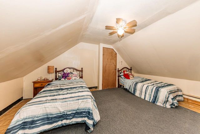 5013 N 54th STREET, Milwaukee, WI 53218