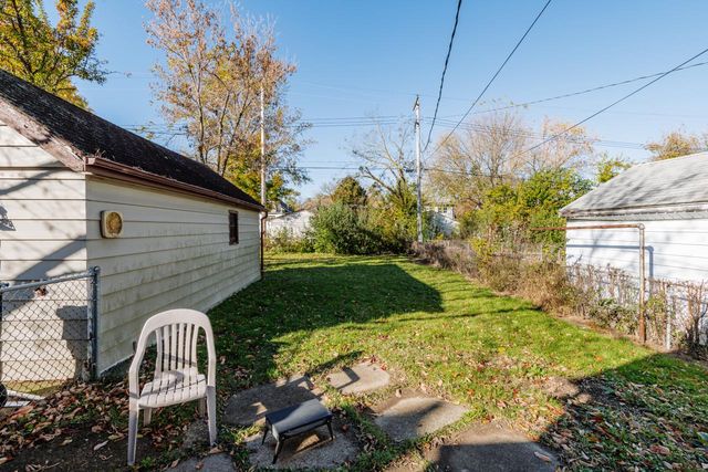 5013 N 54th STREET, Milwaukee, WI 53218