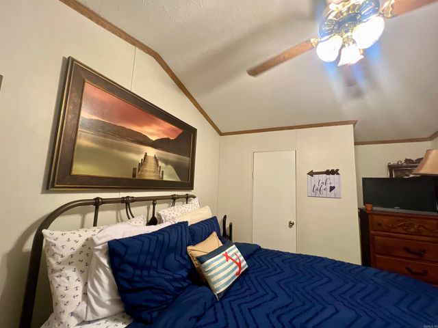 228 Fishing Village Rd Road, Story, AR 71970