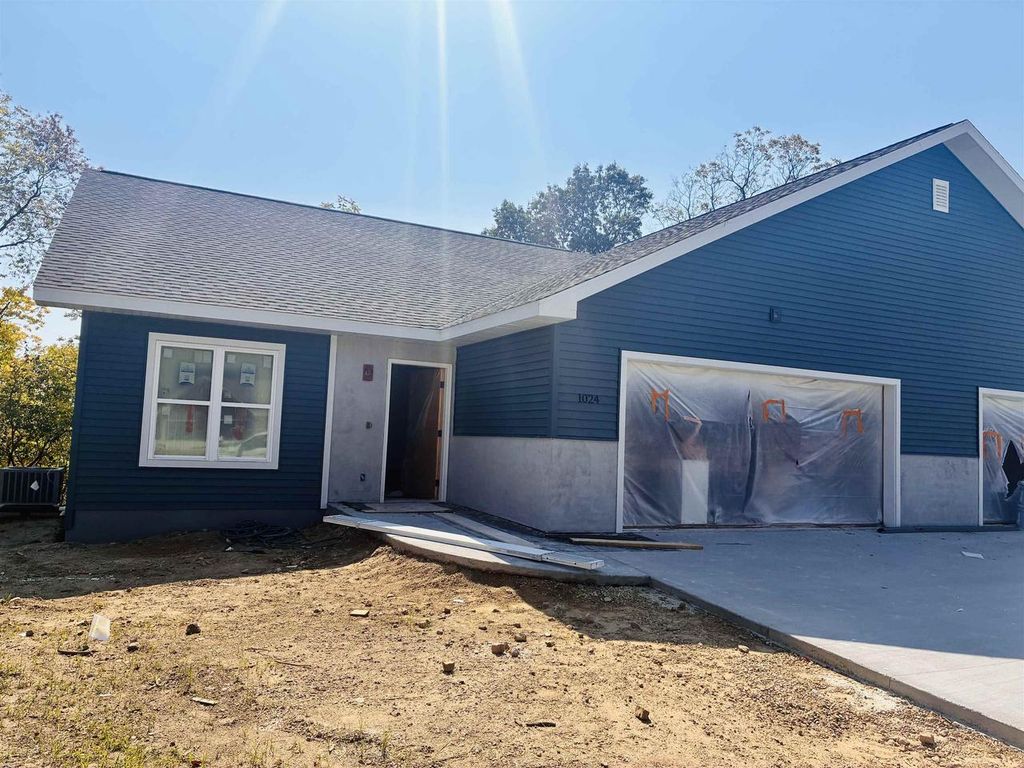 1024 Armida Court, Reedsburg, WI 53959