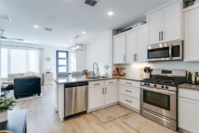 7605 Reis Lane, North Richland Hills, TX 76182