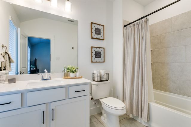 7605 Reis Lane, North Richland Hills, TX 76182