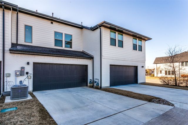 7605 Reis Lane, North Richland Hills, TX 76182